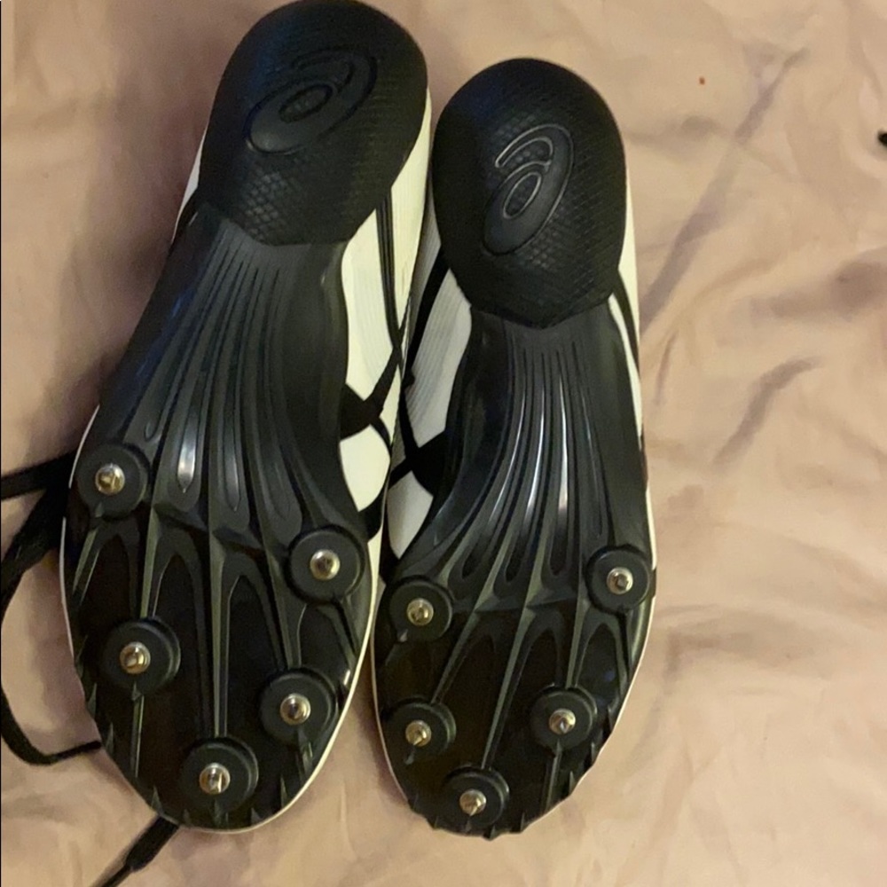 ASICS Track Spikes - Picture 2 of 3